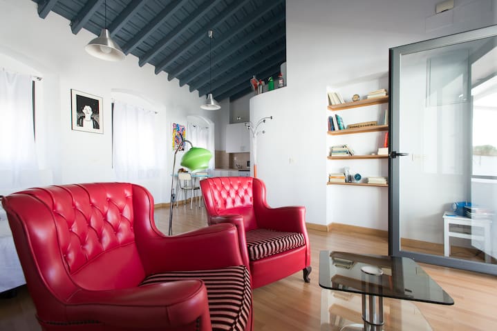 Ático con TERRAZA en el  CENTRO de Sevilla