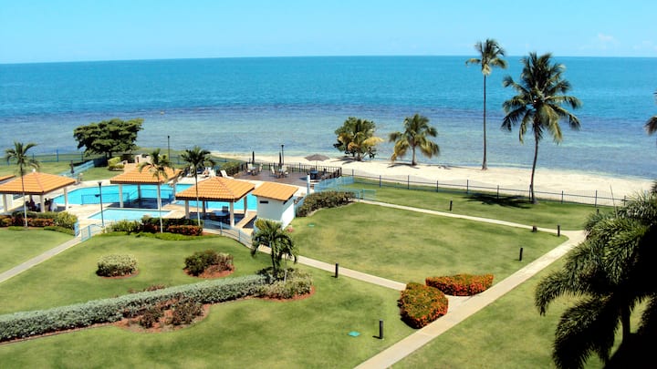 Beachfront Apartment with amazing view, Cabo Rojo
