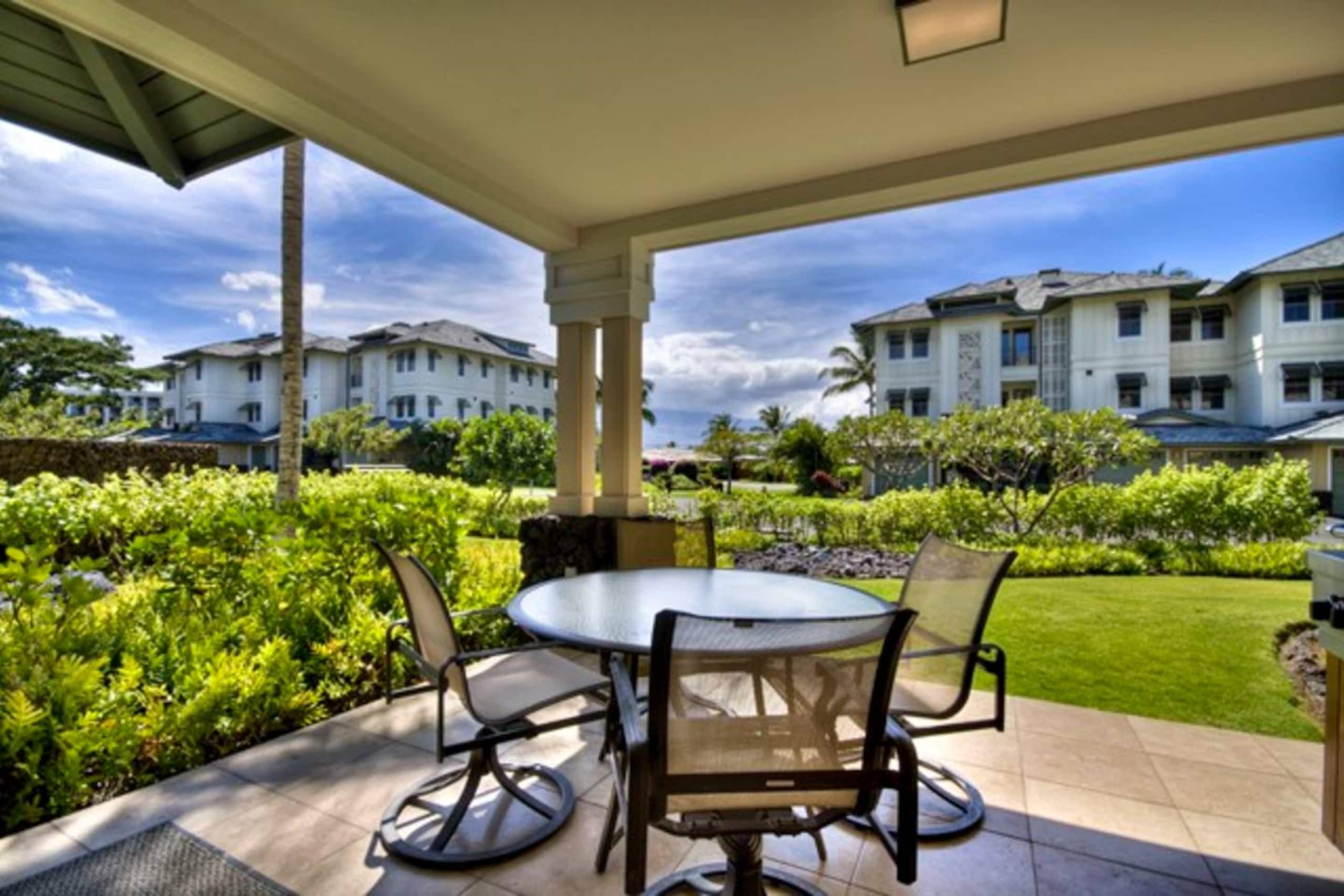 Villa in Waikoloa Village · ★5.0 · 2 bedrooms · 5 beds · 2 baths - Photo 9