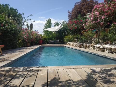 Beautiful South Ardèche house, hot tub and heated pool