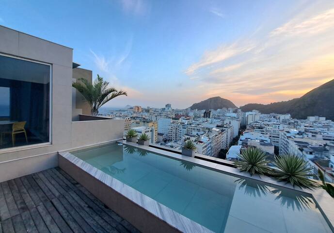 Copacabana Panoramic Penthouse gallery image 3