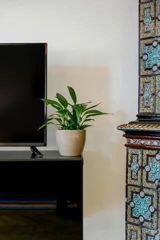 Walk to Historic Sites from a 13th Century Building gallery image 4