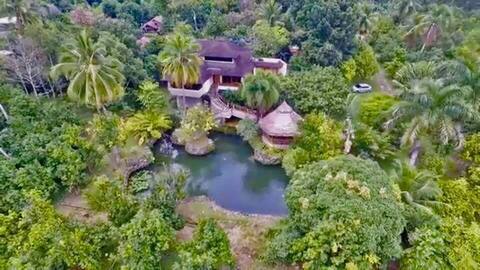Private House in a 5-hectare Orchard in Dumaguete