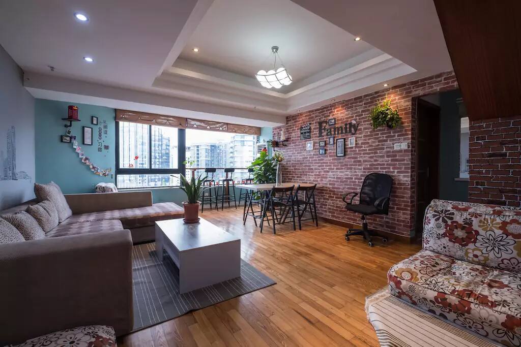 Spacious Living Room