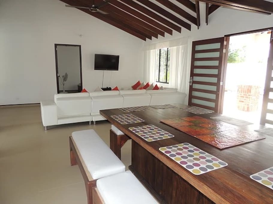 Comedor Principal y Sala