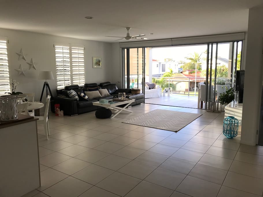 Living area towards veranda