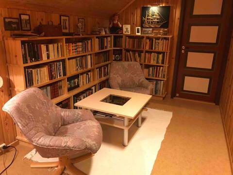 Popular Airbnb listing: Apartment with nice view - sunny and undisturbed garden in Holmestrand