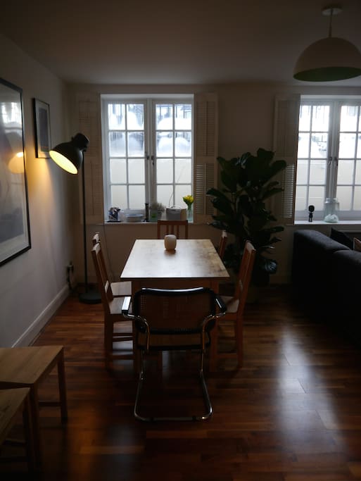 6-person dining table