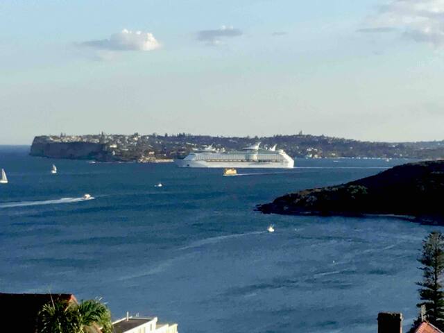 Views forever from a renovated Blue Brick Beauty gallery image 3