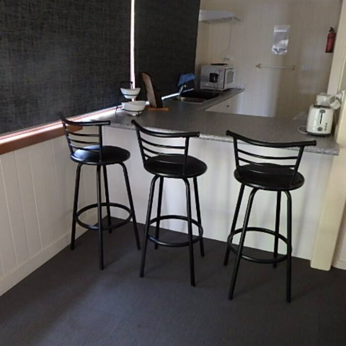 Breakfast bar