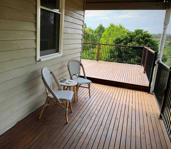 Chelsdon Cottage ~ 400 meters to town gallery image 3