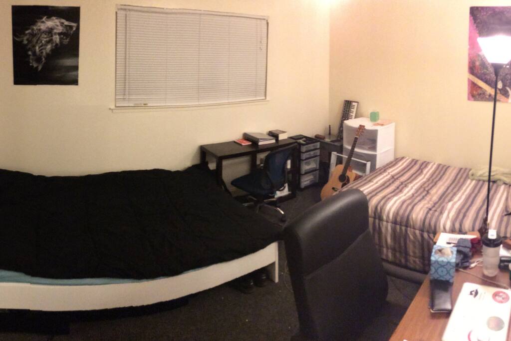 2 full beds in 2nd bedroom
