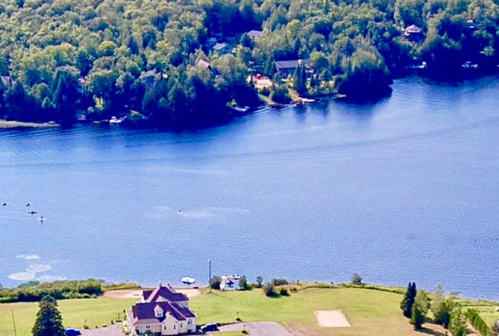 Profitez du très grand bord du lac