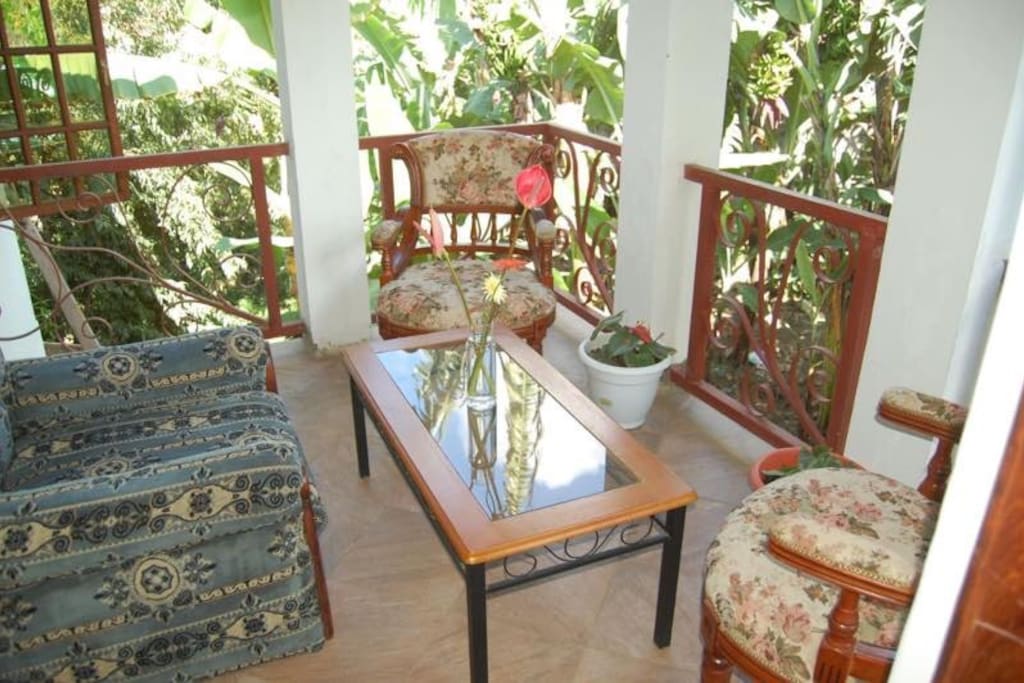 Common sitting area