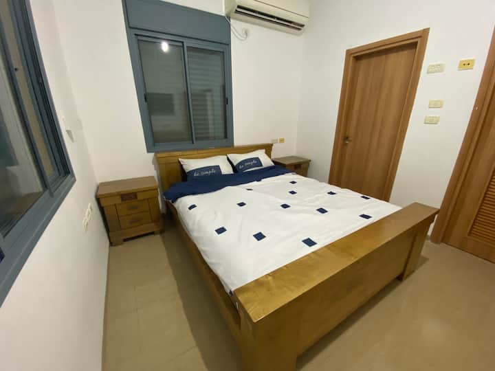 Master bedroom with double bed 160/200