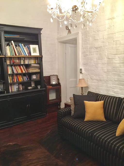 Comfortable, stylish Lounge - Tv, DVD Player, DVDs, CDs and Library