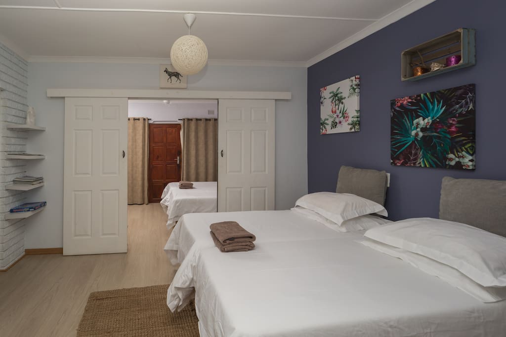 Chalet 2nd Bedroom - Twin Beds