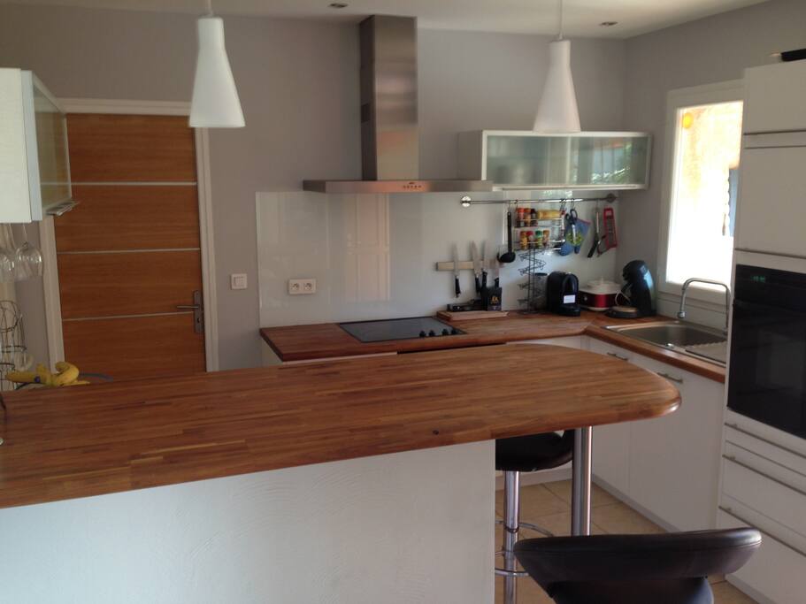 CUISINE EQUIPEE