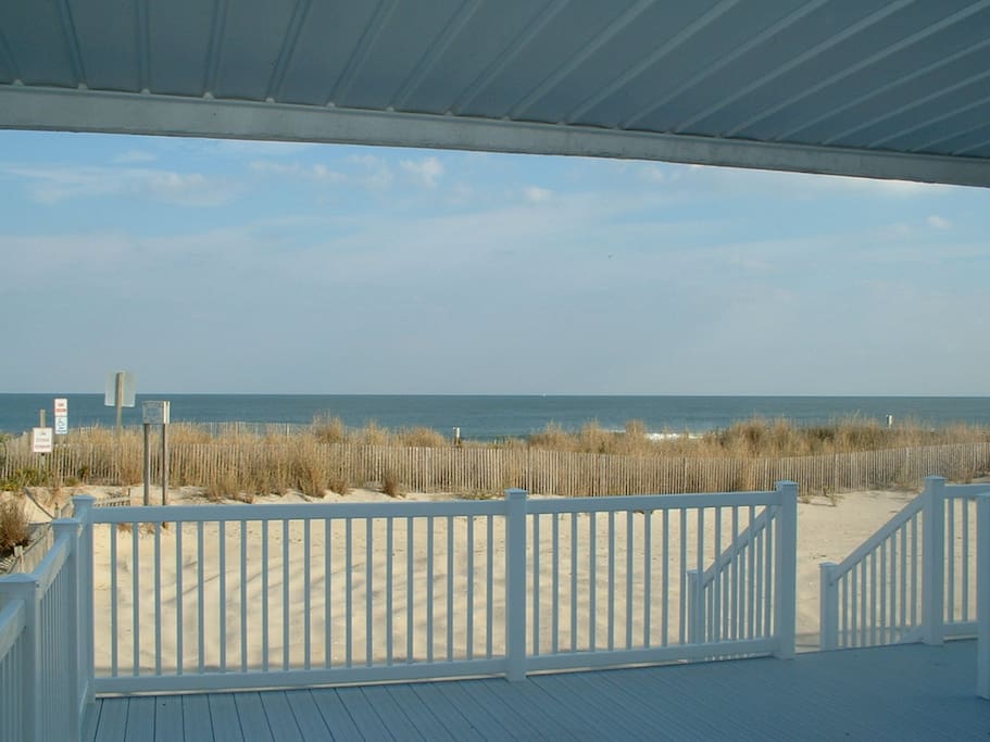 Main Level Ocean Front Deck