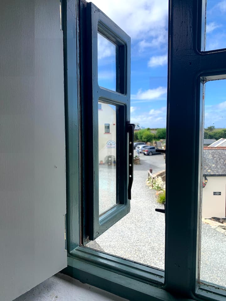 Characterful Loft Studio @ Corcreggan Mill - Dunfanaghy