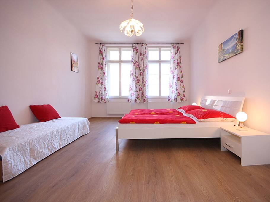2nd Bedroom