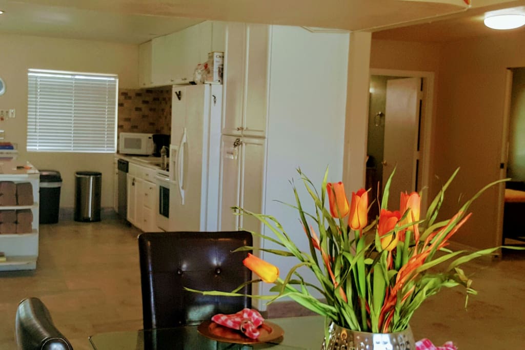 kitchen, diving room