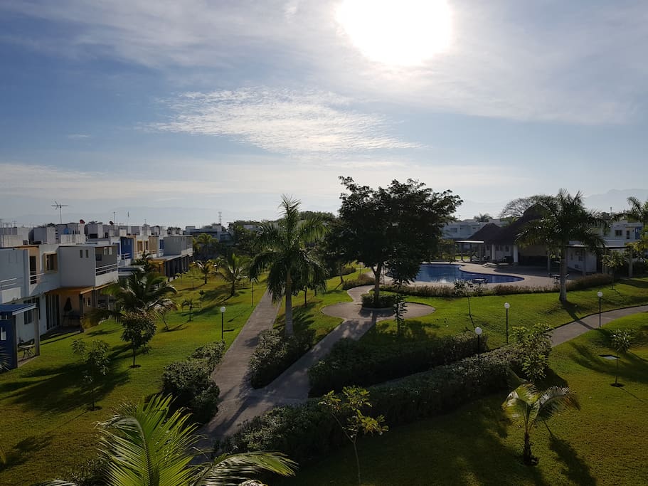 Jardin, Alberca y Palapa