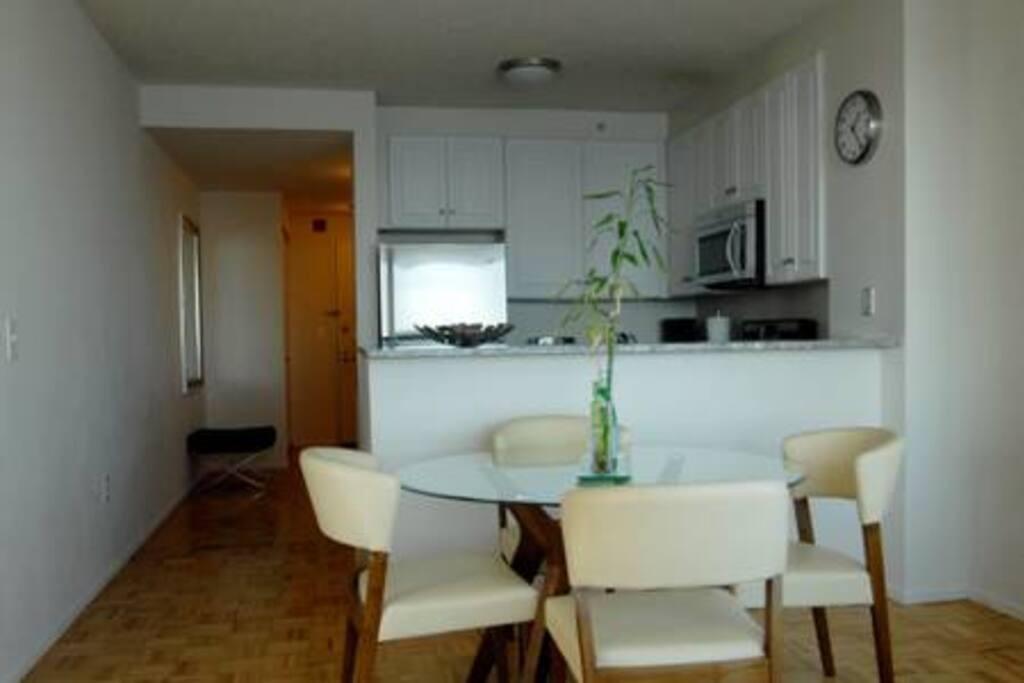 Kitchen & Dining Area