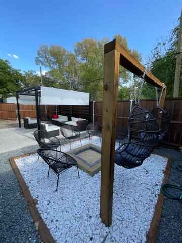 Dallas Luxury 4BR New Build Great For Large Groups gallery image 4