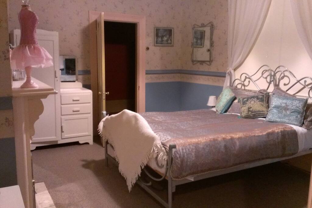 Ballerina Room at Tara House