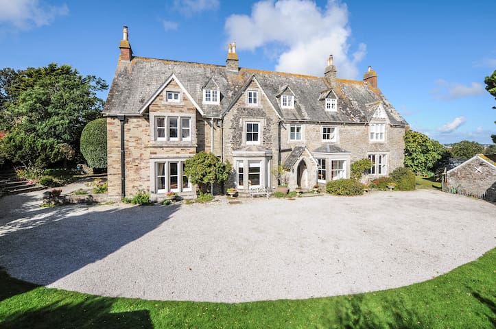 Molesworth Manor Near Padstow Boutique Hotels For In Little Molesworth Manor Near Padstow Boutique Hotels For In Little Petherick England United Kingdom