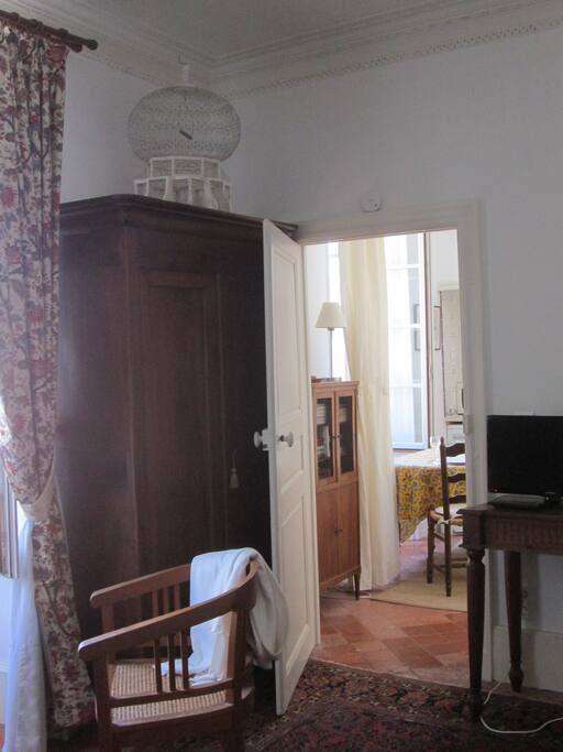 Kitchen/dining room from living room