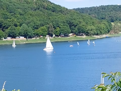 Top Airbnb: Edersee Peninsula Scheid Fewo EG directly on the lake in Waldeck