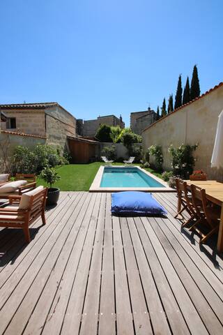 Private hotel Bordeaux center 5* gallery image 5