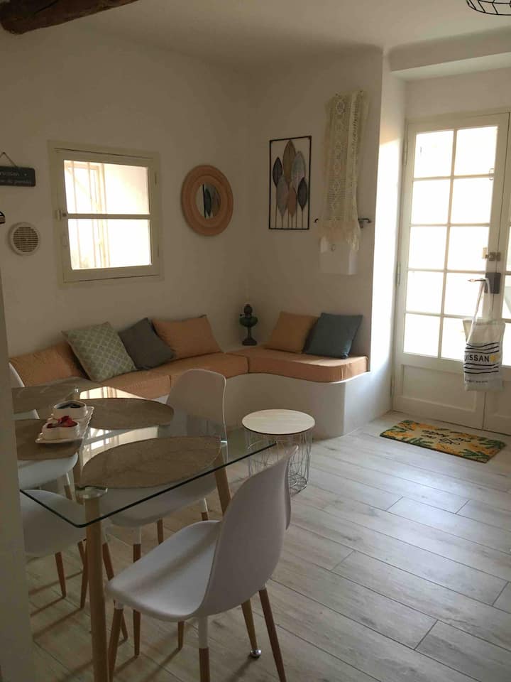 Petite Maison De Vacances à La Mer - Gruissan