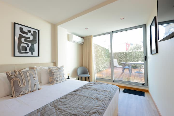 The Diana @ 2nd Floor Apa W/terrace Ac & Free Park - Porto
