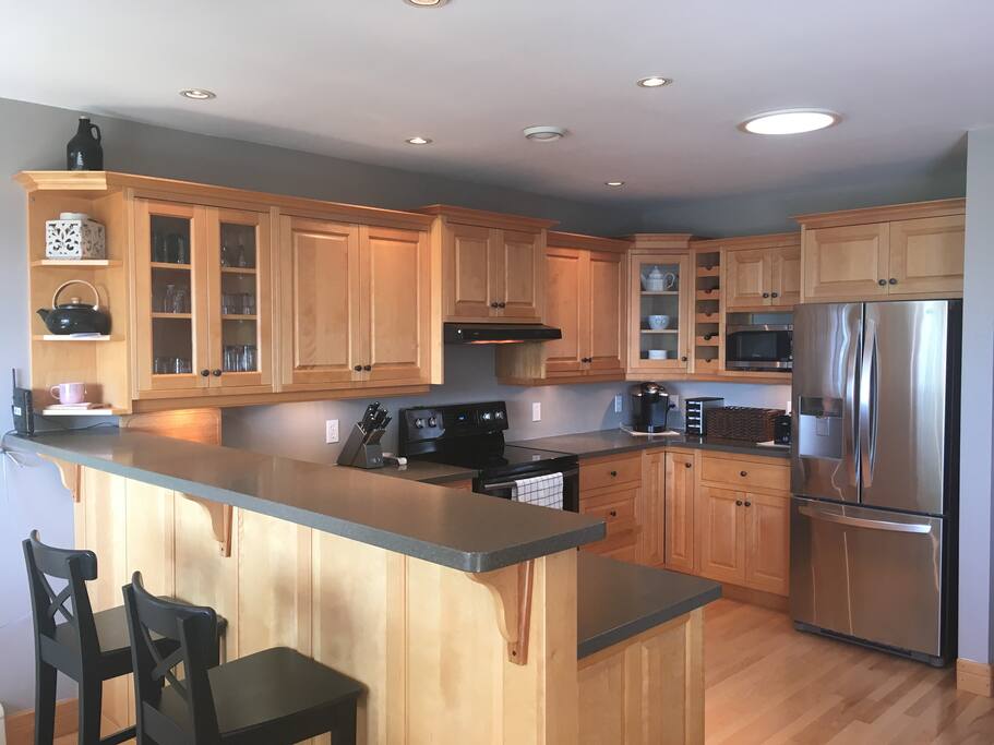 Kitchen Breakfast Bar