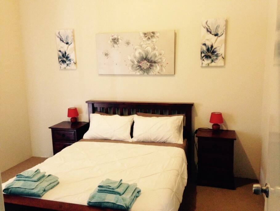Bedroom 2: Queen sized bed and ensuite bathroom