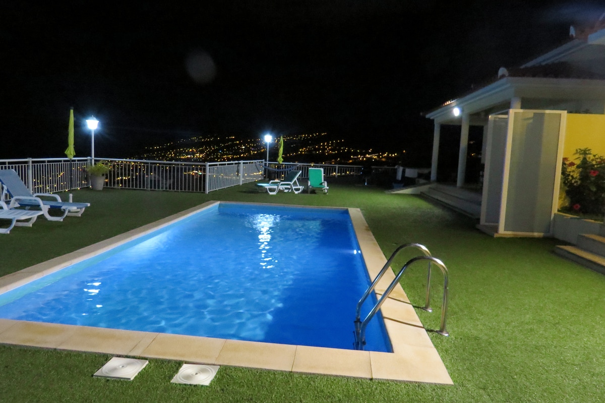 Villa Ilha — view 3