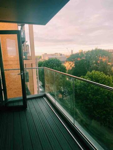 Happy Place Wandsworth Park gallery image 4