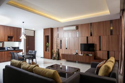 2BEDROOM/2BATH Executive Suite at Setra Duta