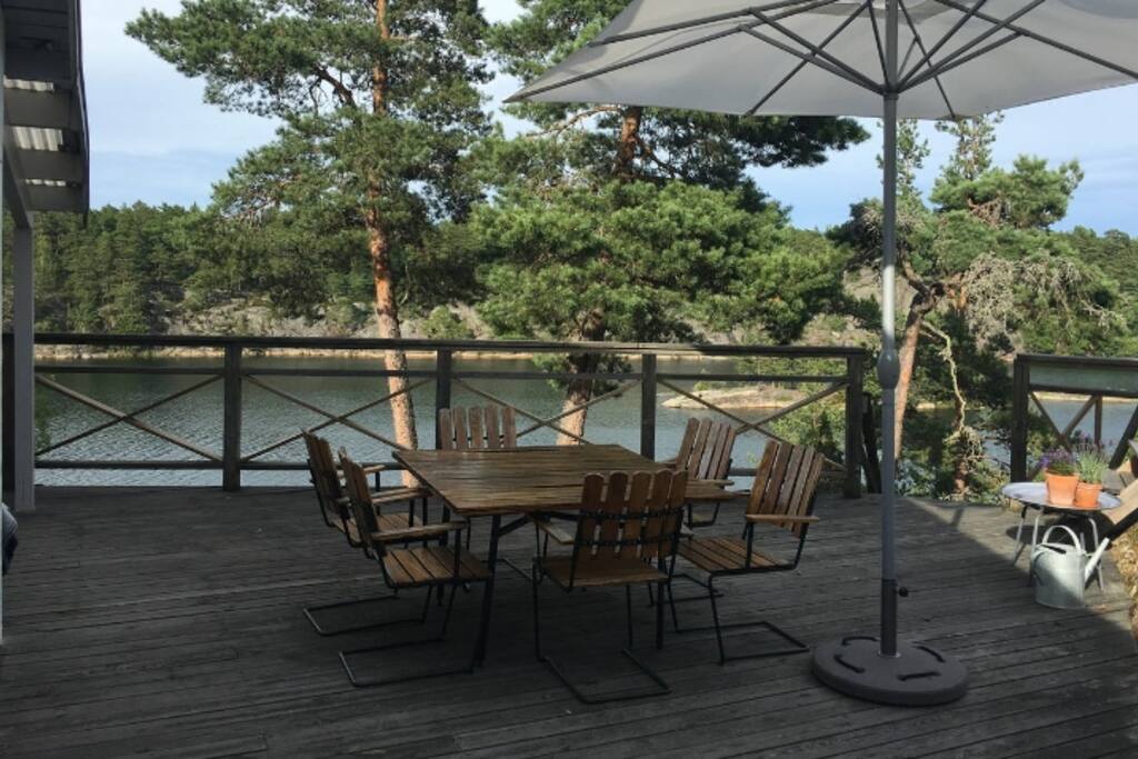 Sea side deck