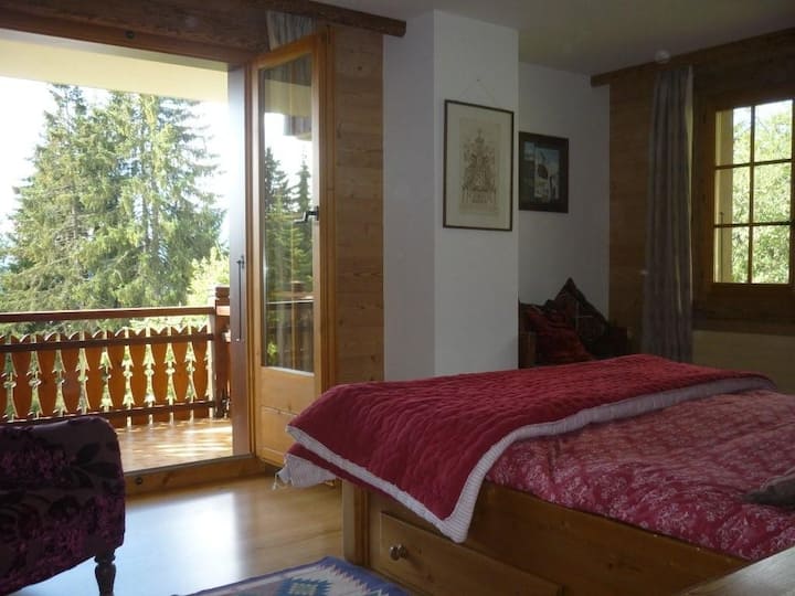 غرفة النوم الرئيسية