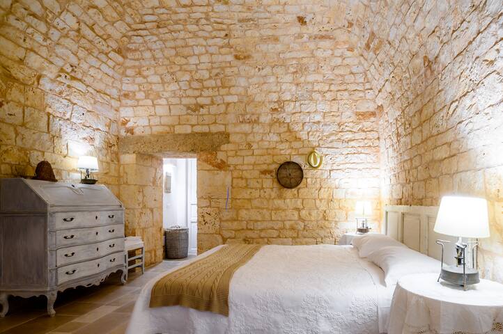 Masseria Montefieno- Stunning Masseria with Poolol gallery image 5