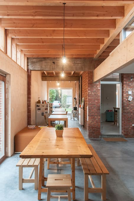 Coworkingstudio on ground floor