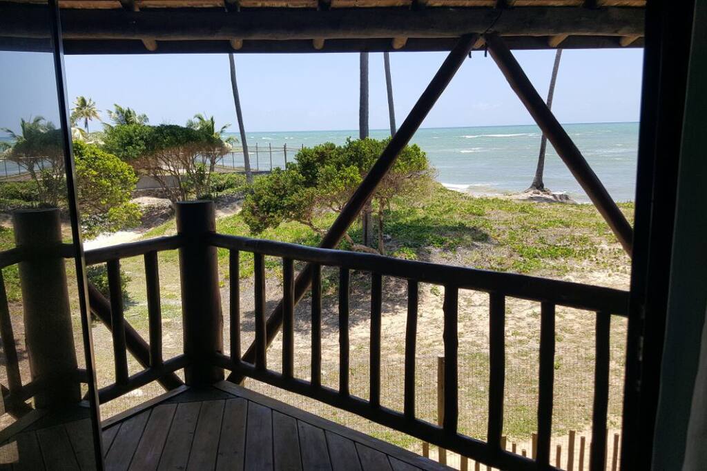 Vista da varanda do quarto de casal.
Balcony view, main bedroom.