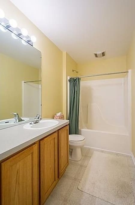 Shared full bathroom