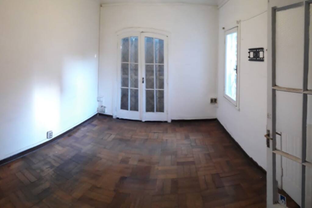 1 HABITACION . 1 CAMA