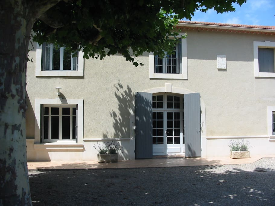 Façade