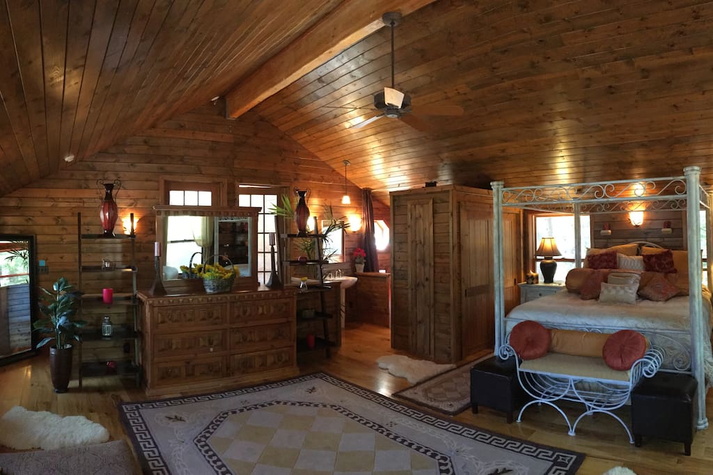 Upstairs open floor design & Cal-King bed